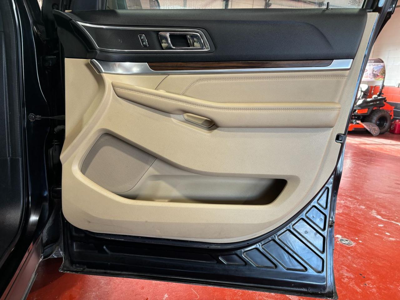 2017 Ford Explorer Limited Franklin OH