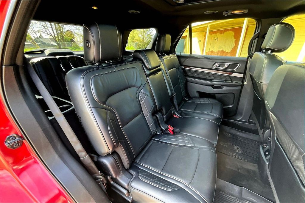 2017 Ford Explorer Platinum OR