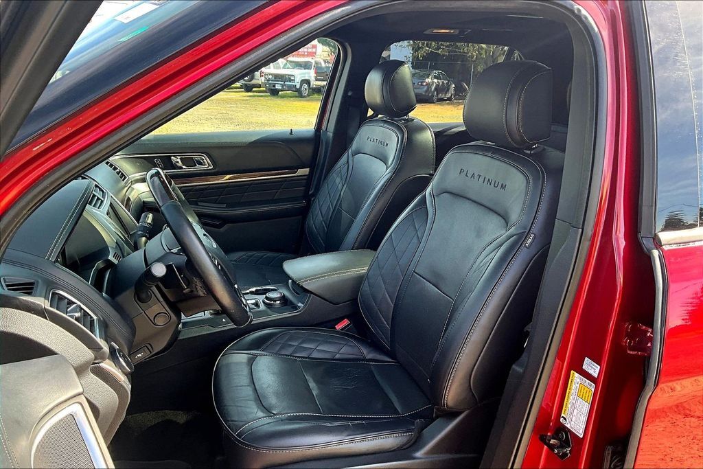 2017 Ford Explorer Platinum OR