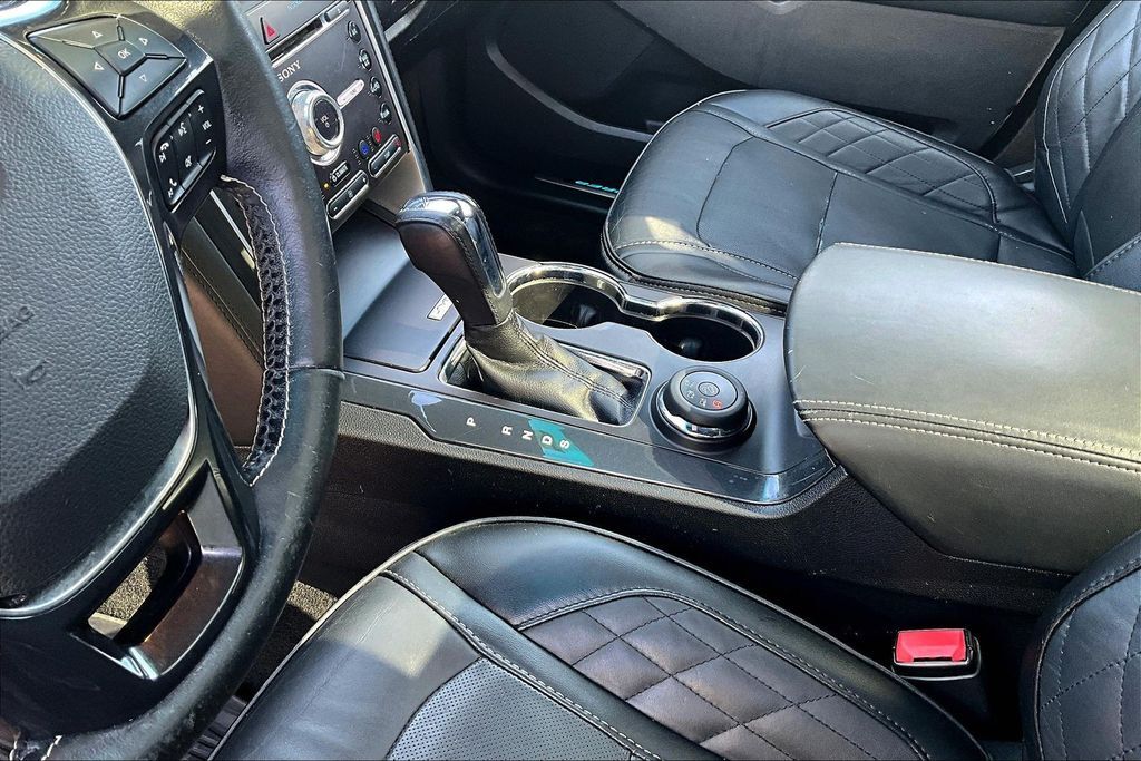 2017 Ford Explorer Platinum OR