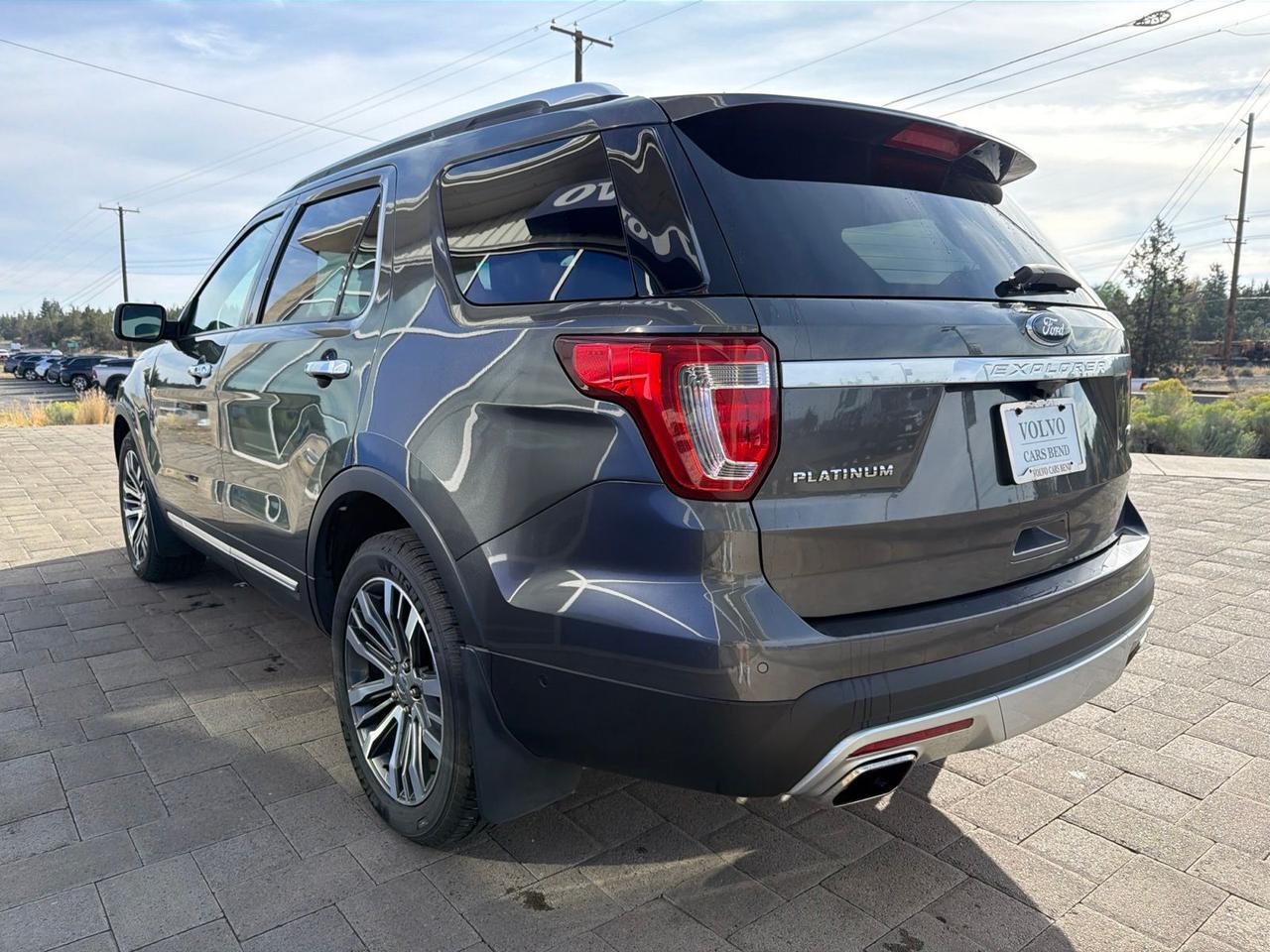 2017 Ford Explorer Platinum Bend OR