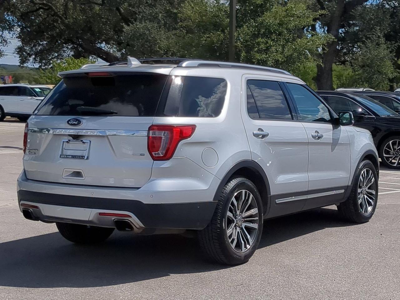 2017 Ford Explorer Platinum