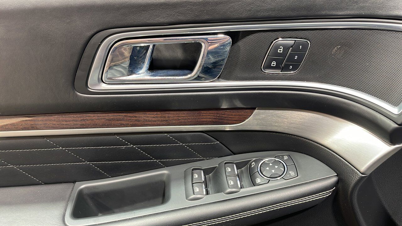 2017 Ford Explorer Platinum Sherwood Park AB