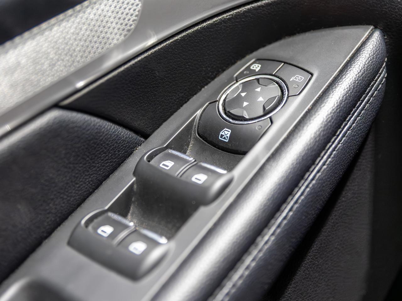 2017 Ford Explorer XLT 4WD 7-Passenger Cranberry PA