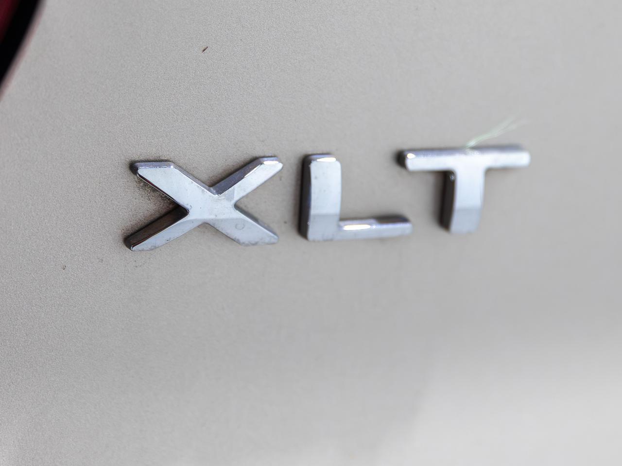 2017 Ford Explorer XLT 4WD 7-Passenger Cranberry PA