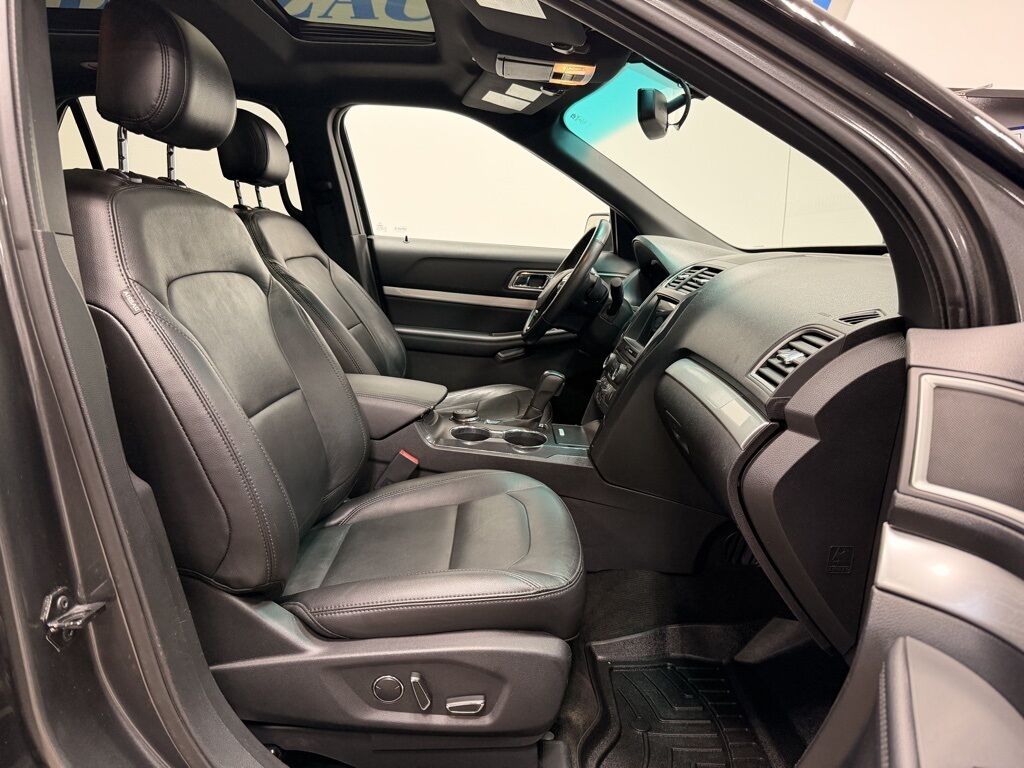 2017 Ford Explorer XLT 4WD Minocqua WI