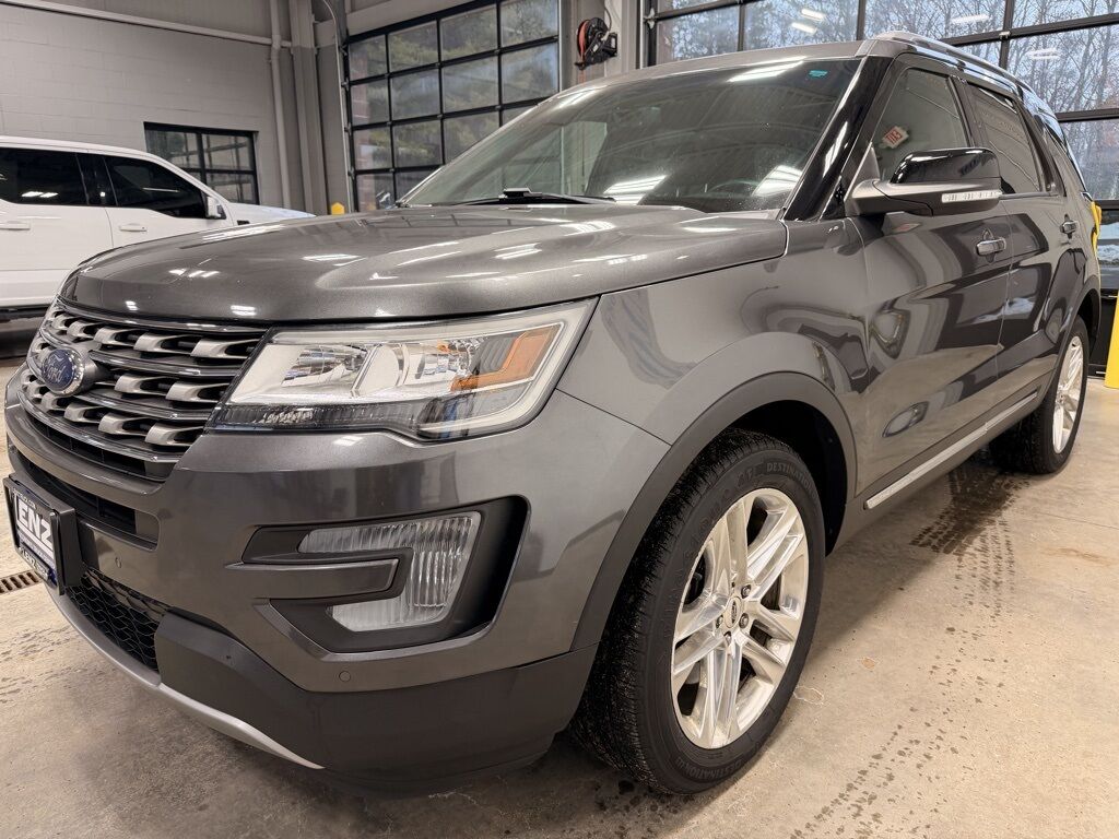 2017 Ford Explorer XLT 4WD Minocqua WI