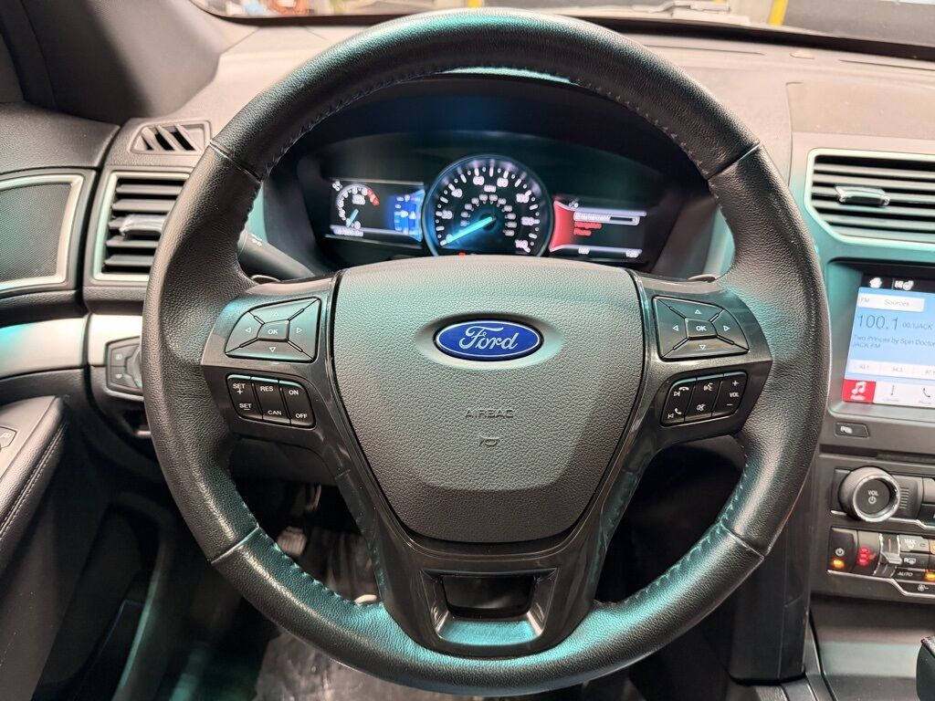 2017 Ford Explorer XLT 4WD Minocqua WI