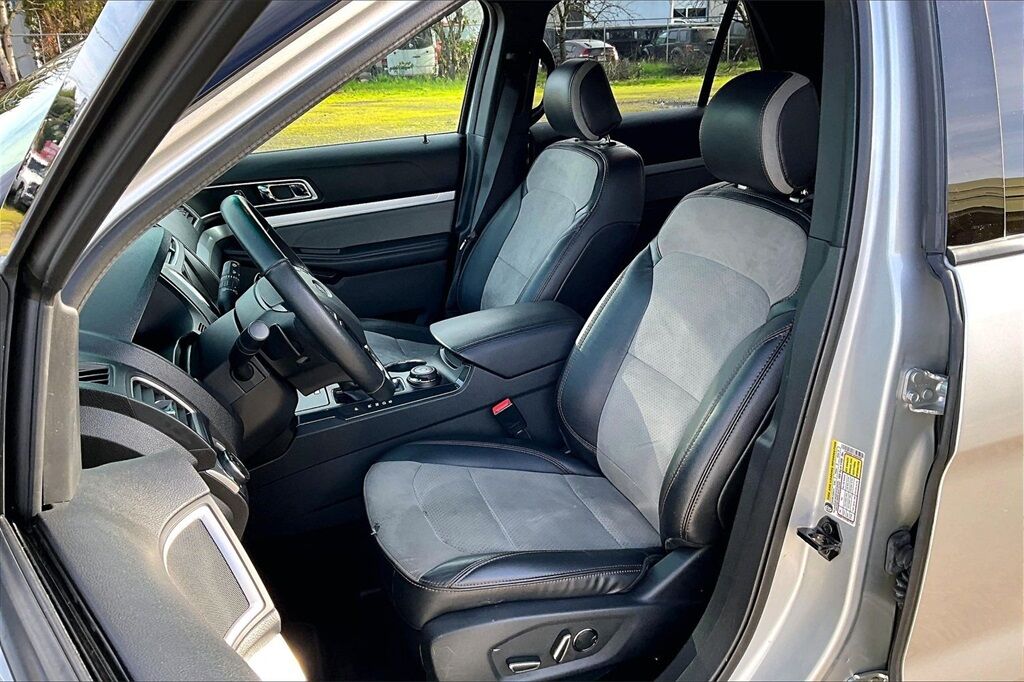 2017 Ford Explorer XLT OR