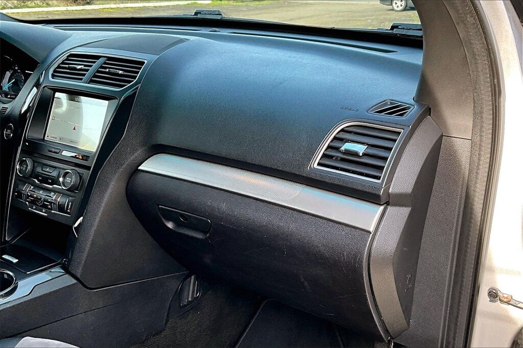 2017 Ford Explorer XLT OR