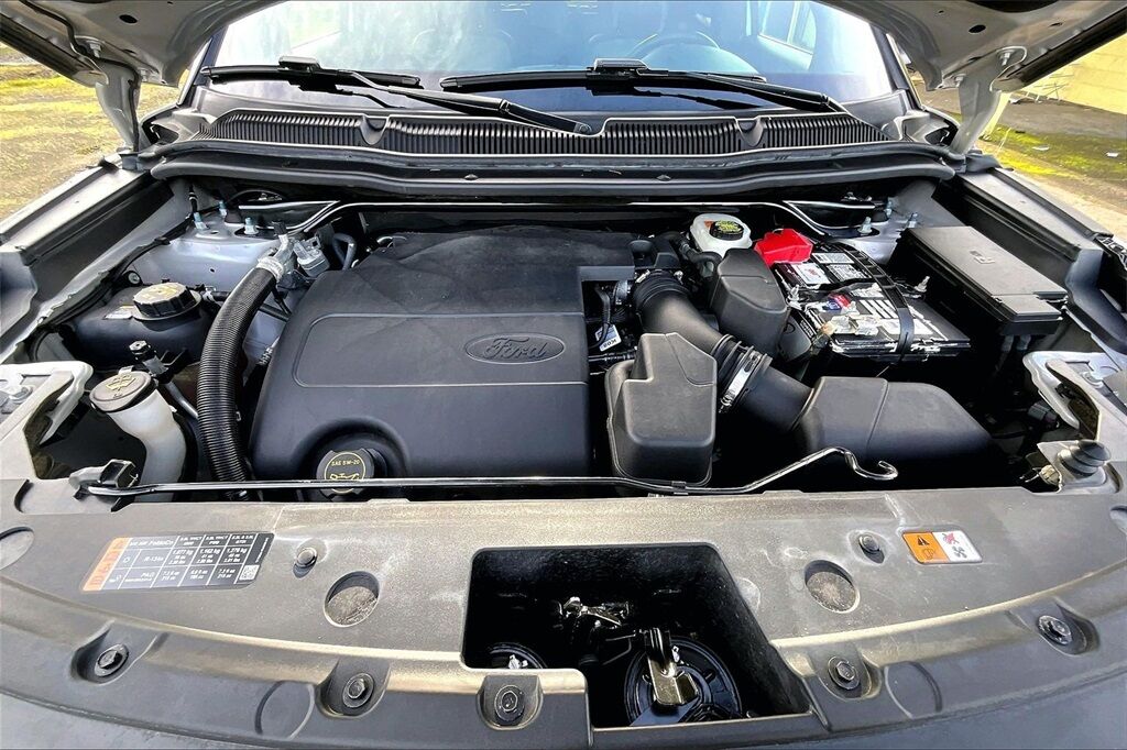 2017 Ford Explorer XLT OR