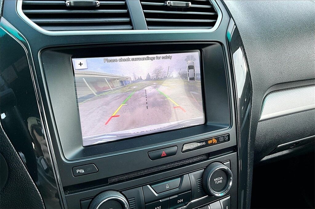 2017 Ford Explorer XLT OR