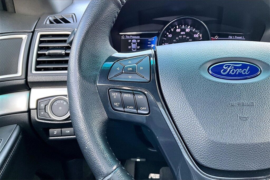 2017 Ford Explorer XLT OR