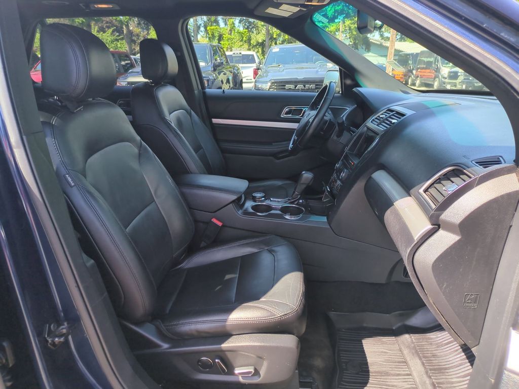 2017 Ford Explorer XLT Gresham OR