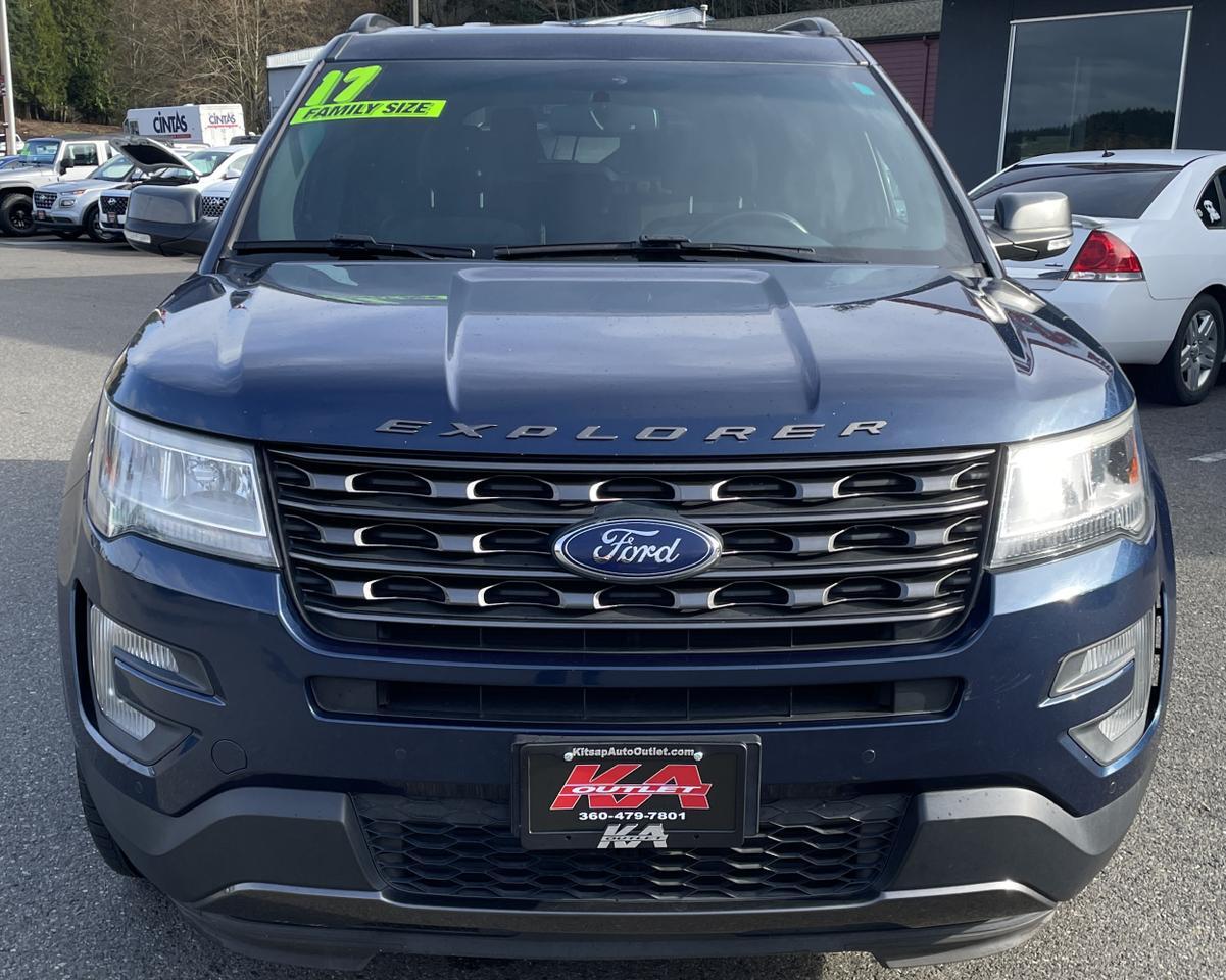 2017 Ford Explorer XLT Sport Utility 4D