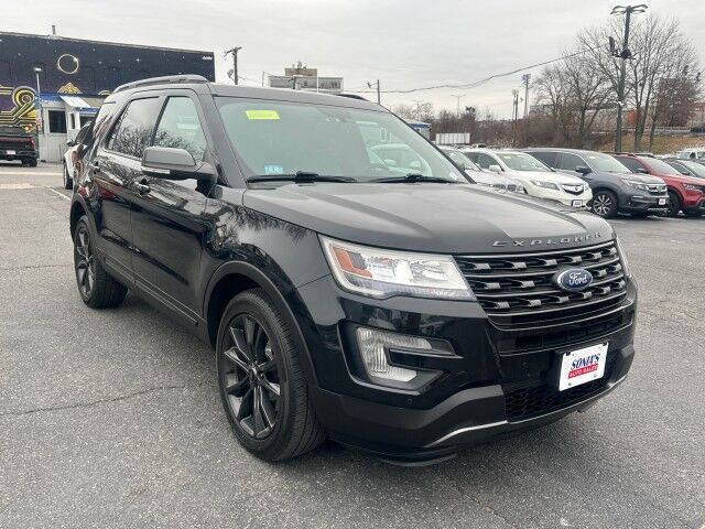 2017 Ford Explorer XLT Worcester MA 2017 Ford Explorer XLT Worcester MA