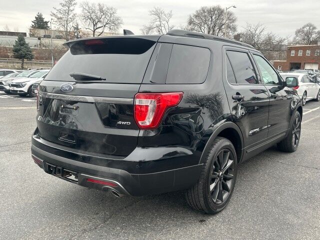 2017 Ford Explorer XLT Worcester MA 2017 Ford Explorer XLT Worcester MA