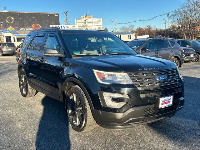 2017 Ford Explorer XLT Worcester MA
