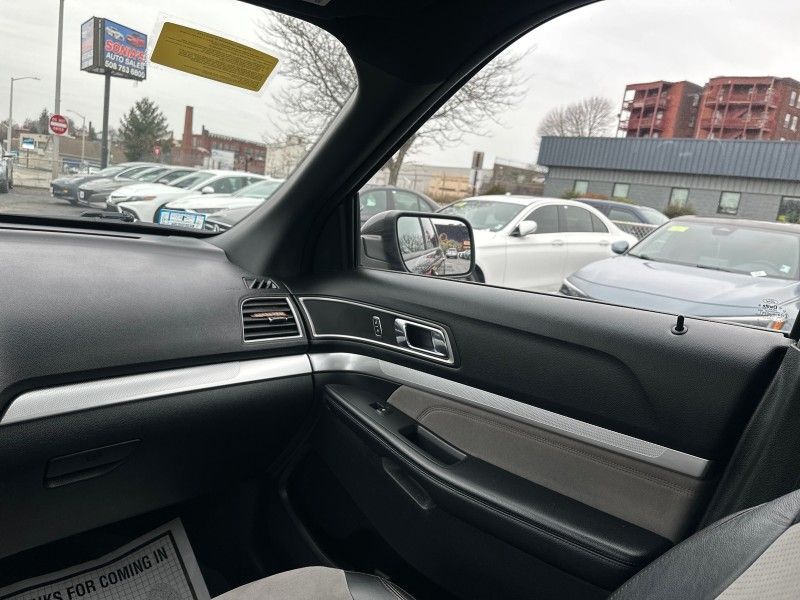 2017 Ford Explorer XLT Worcester MA