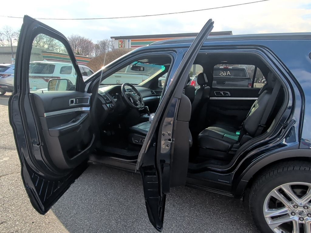 2017 Ford Explorer XLT Worcester MA