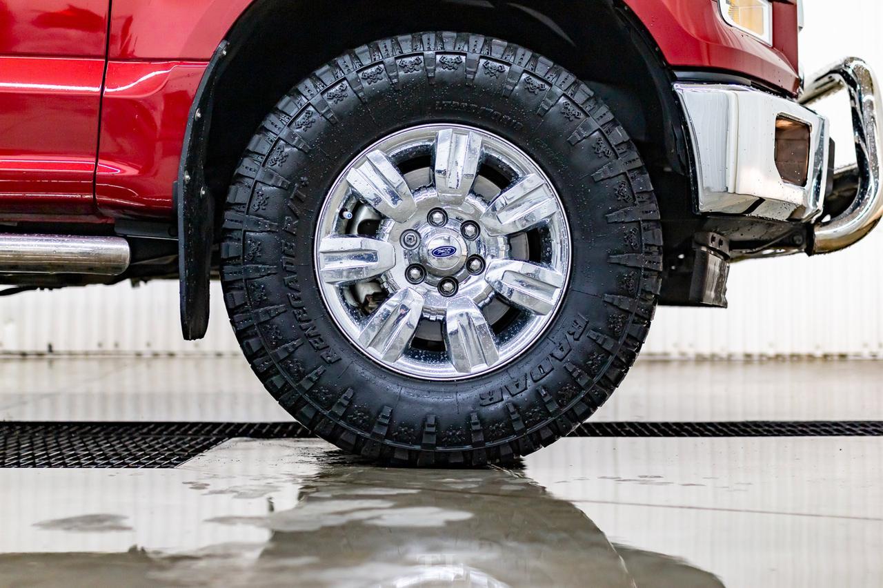 2017 Ford F-150 4x4 Reg Cab XLT FX4 Short Box 2&quot; Level Kit Red Deer AB