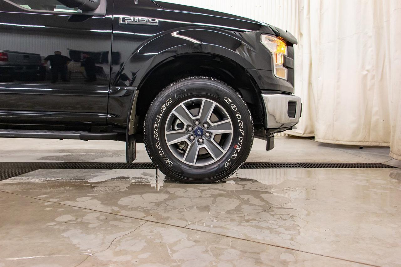 2017 Ford F-150 4x4 Super Cab XLT Red Deer AB