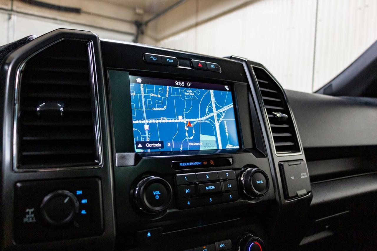 2017 Ford F-150 4x4 Super Crew FX4 Appearance Pkg. Nav Roof BCam Red Deer AB