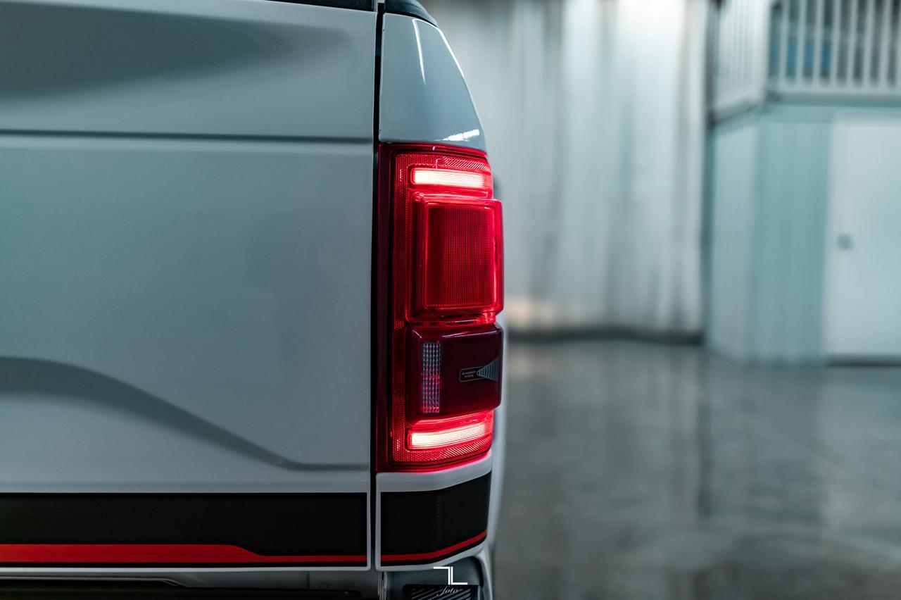 2017 Ford F-150 4x4 Super Crew Lariat FX4 Appearance PKG Leather Roof Nav Red Deer AB