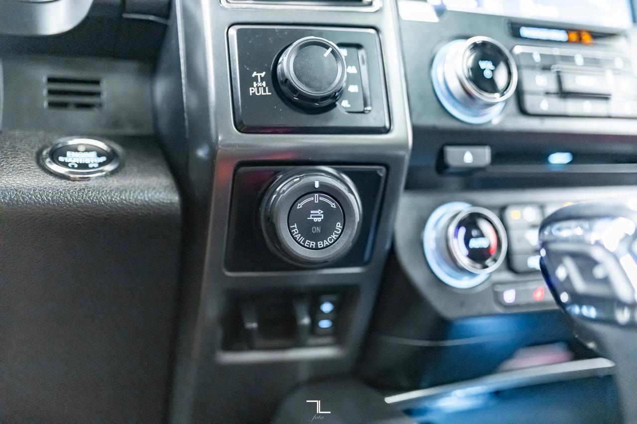 2017 Ford F-150 4x4 Super Crew Lariat FX4 Appearance PKG Leather Roof Nav Red Deer AB