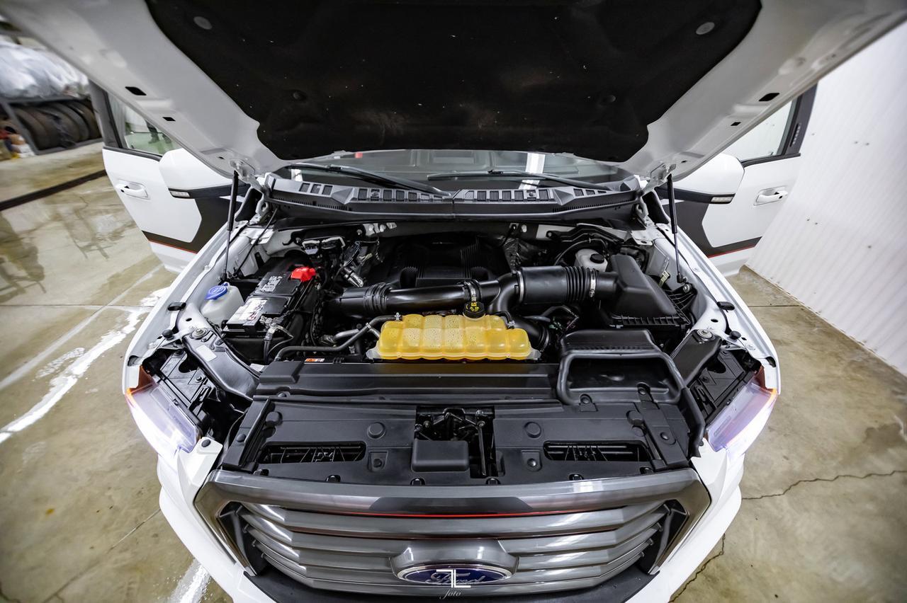 2017 Ford F-150 4x4 Super Crew Lariat FX4 Appearance PKG Leather Roof Nav Red Deer AB