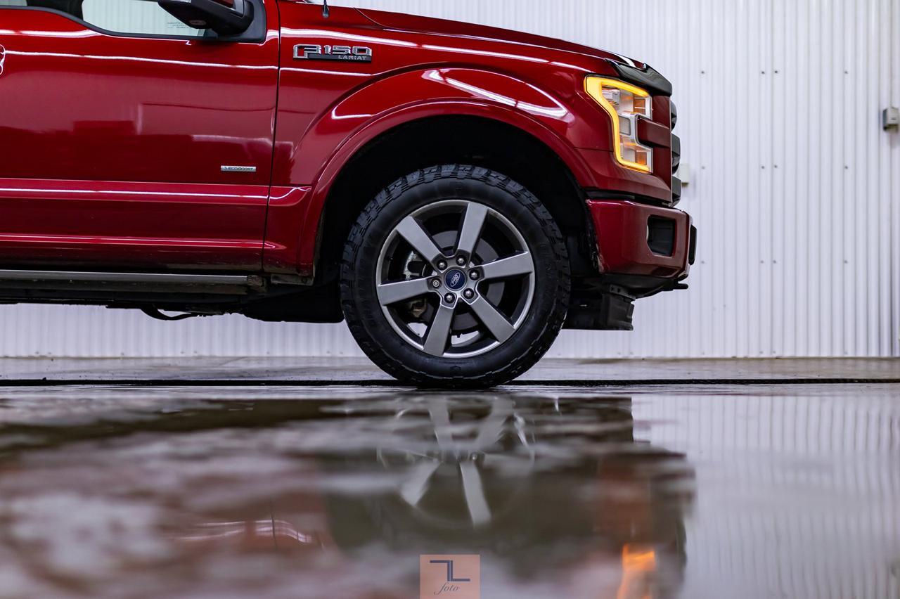 2017 Ford F-150 4x4 Super Crew Lariat FX4 Leather Roof Nav Red Deer AB