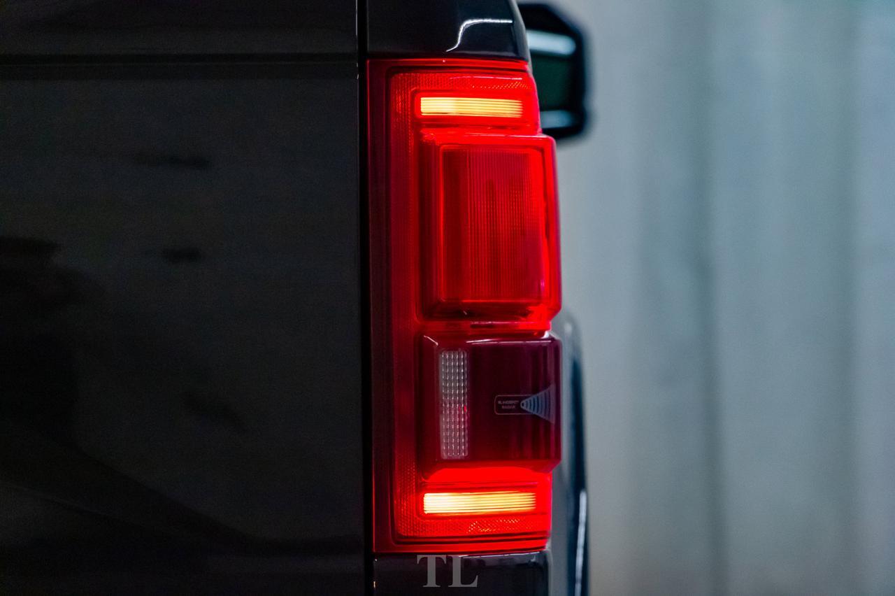 2017 Ford F-150 4x4 Super Crew Lariat FX4 Leather Roof Nav Red Deer AB