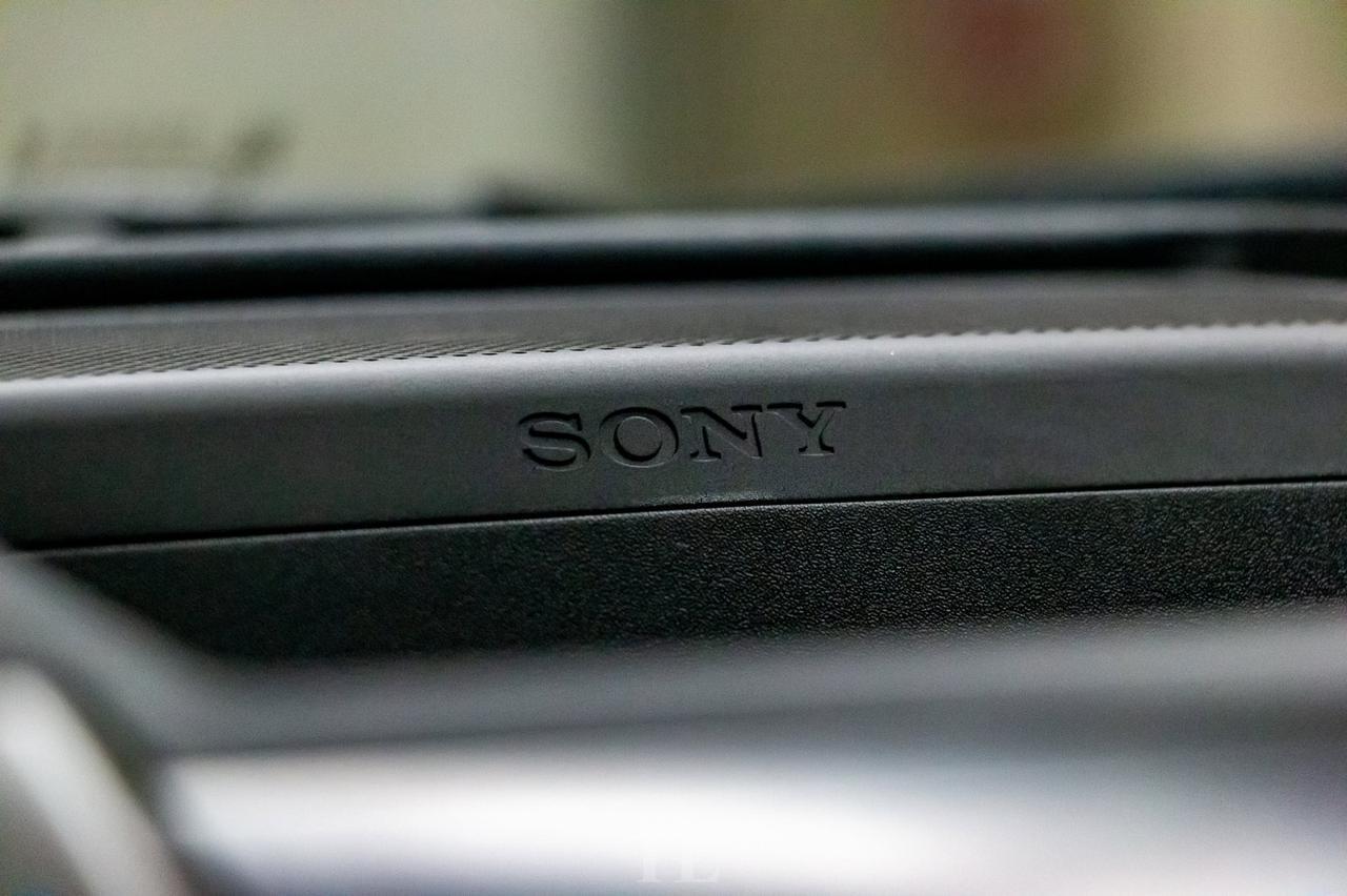 2017 Ford F-150 4x4 Super Crew Lariat FX4 Leather Roof Nav Red Deer AB