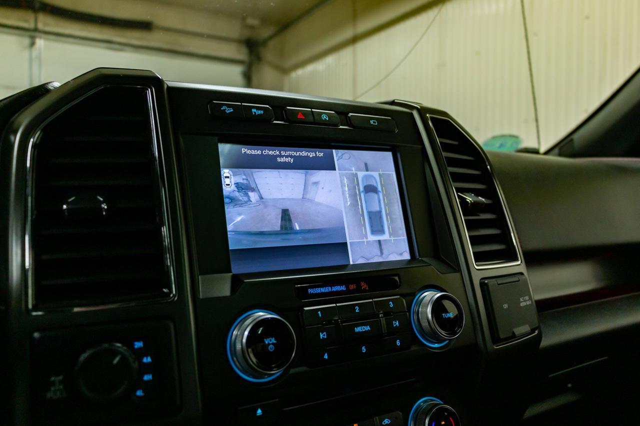 2017 Ford F-150 4x4 Super Crew Lariat FX4 Longbox Leather Roof Nav Red Deer AB