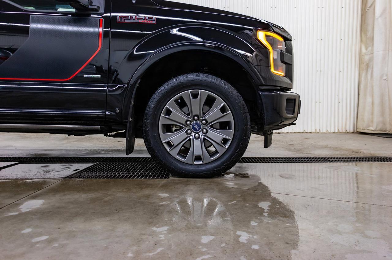 2017 Ford F-150 4x4 Super Crew Lariat FX4 Longbox Leather Roof Nav Red Deer AB