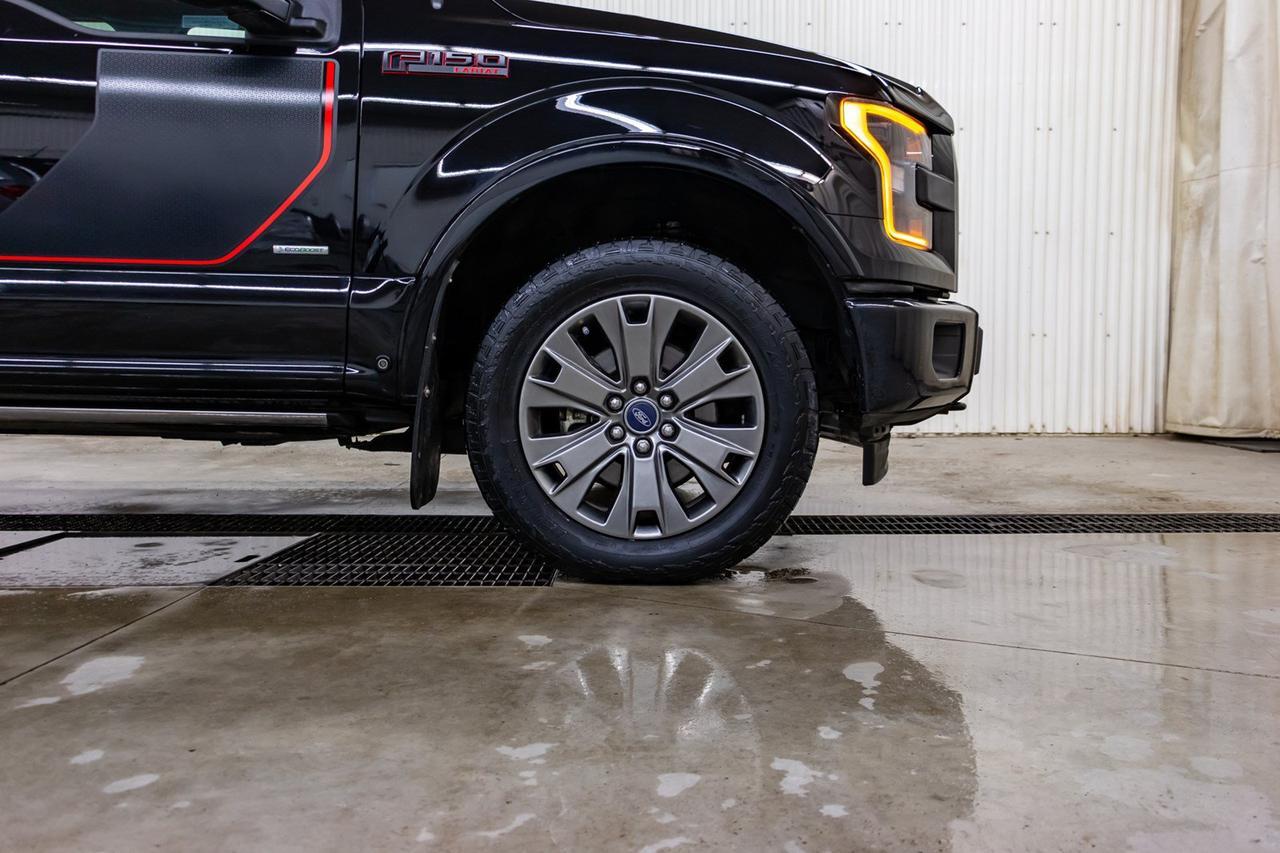2017 Ford F-150 4x4 Super Crew Lariat FX4 Longbox Leather Roof Nav Red Deer AB