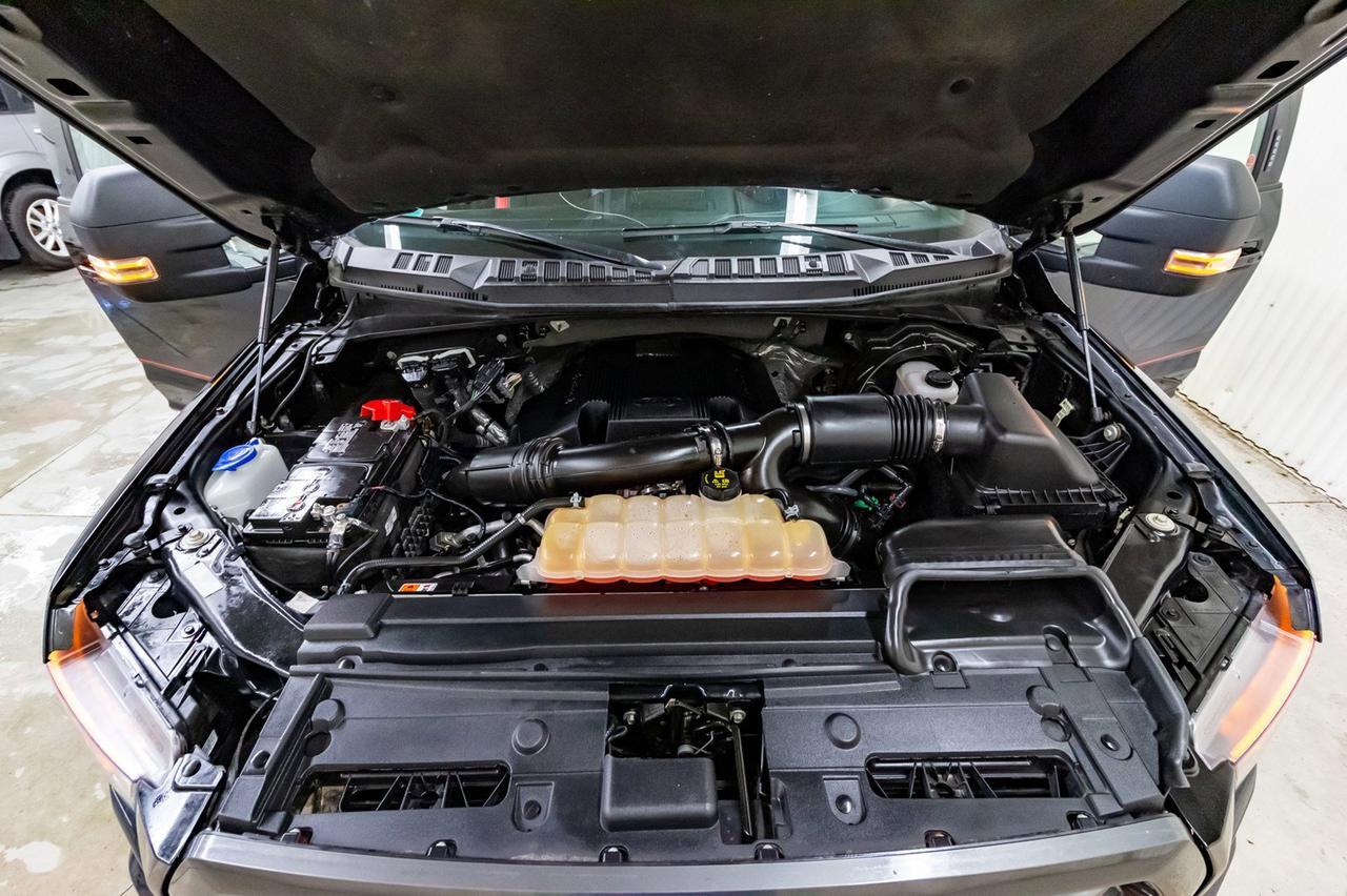 2017 Ford F-150 4x4 Super Crew Lariat FX4 Longbox Leather Roof Nav Red Deer AB