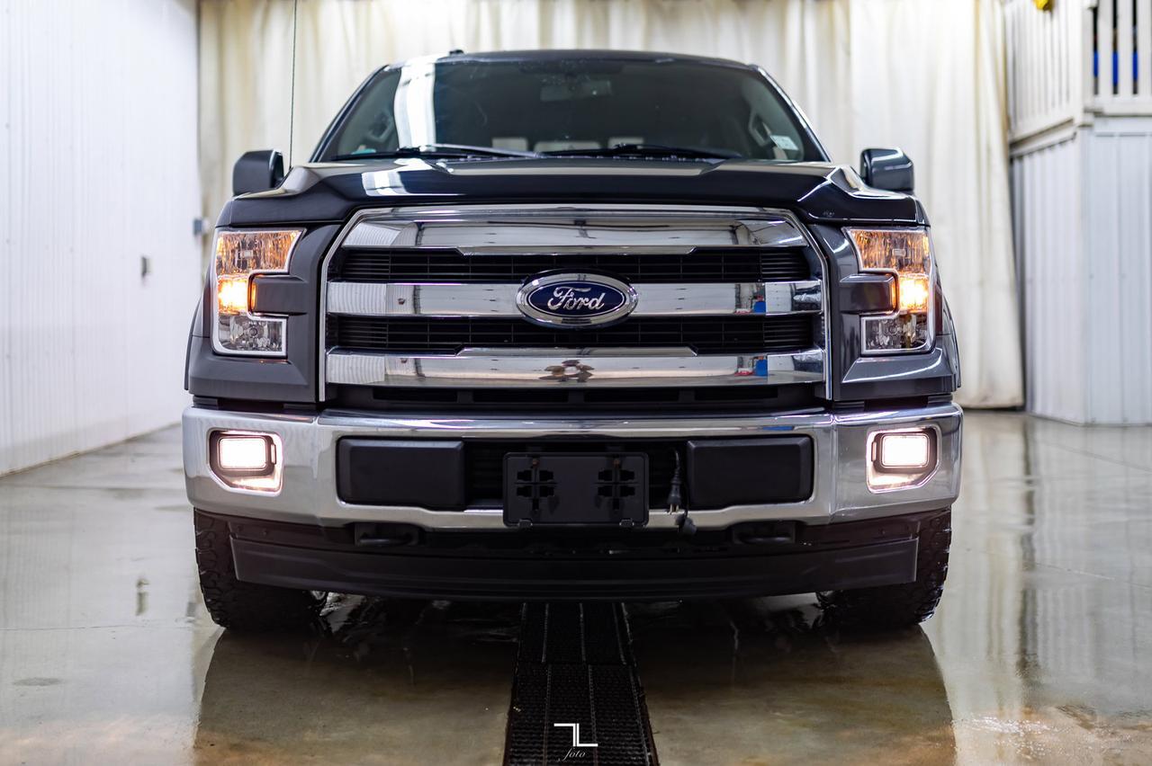 2017 Ford F-150 4x4 Super Crew Lariat Leather Nav BCam Red Deer AB