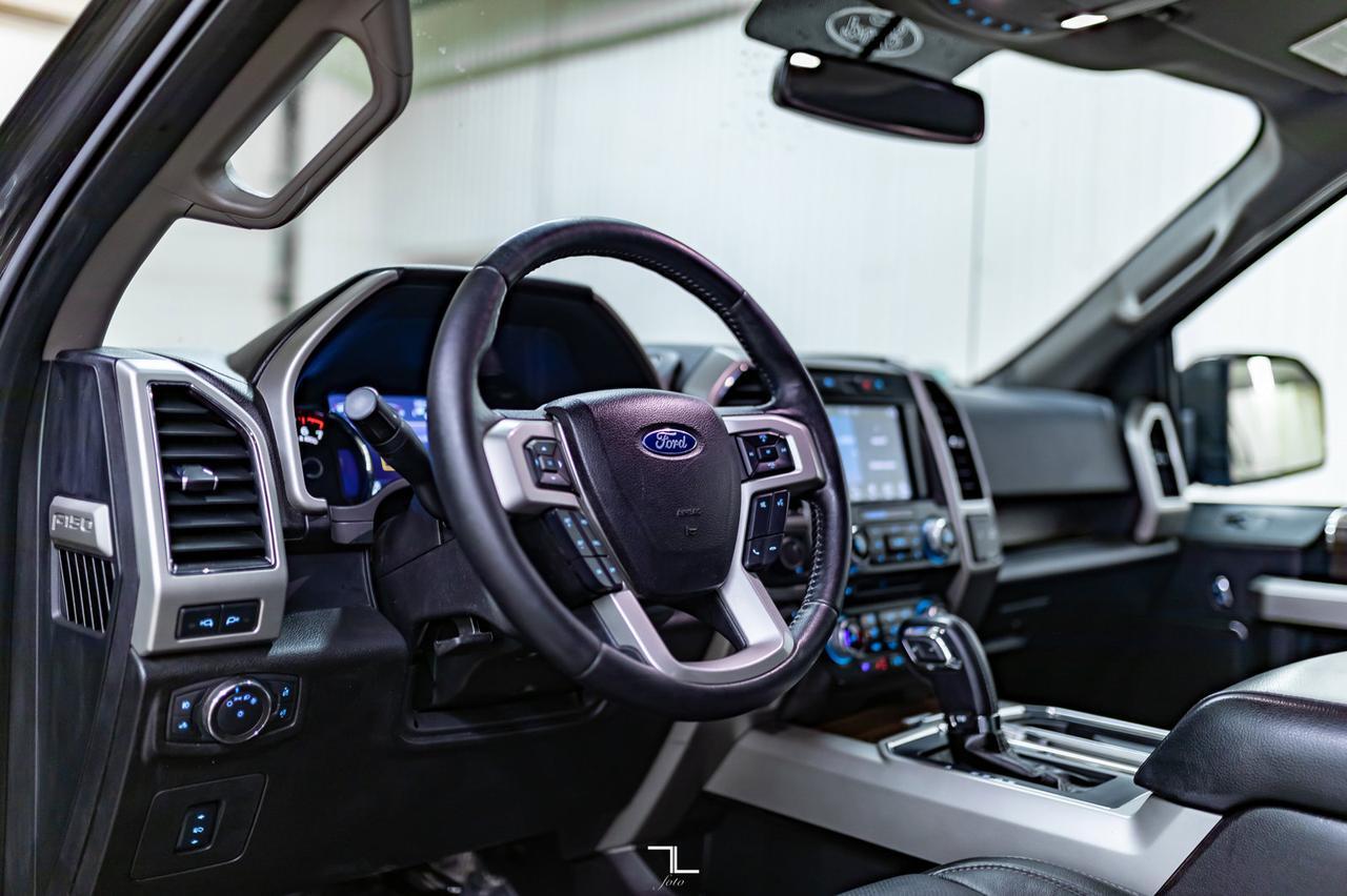 2017 Ford F-150 4x4 Super Crew Lariat Leather Nav BCam Red Deer AB