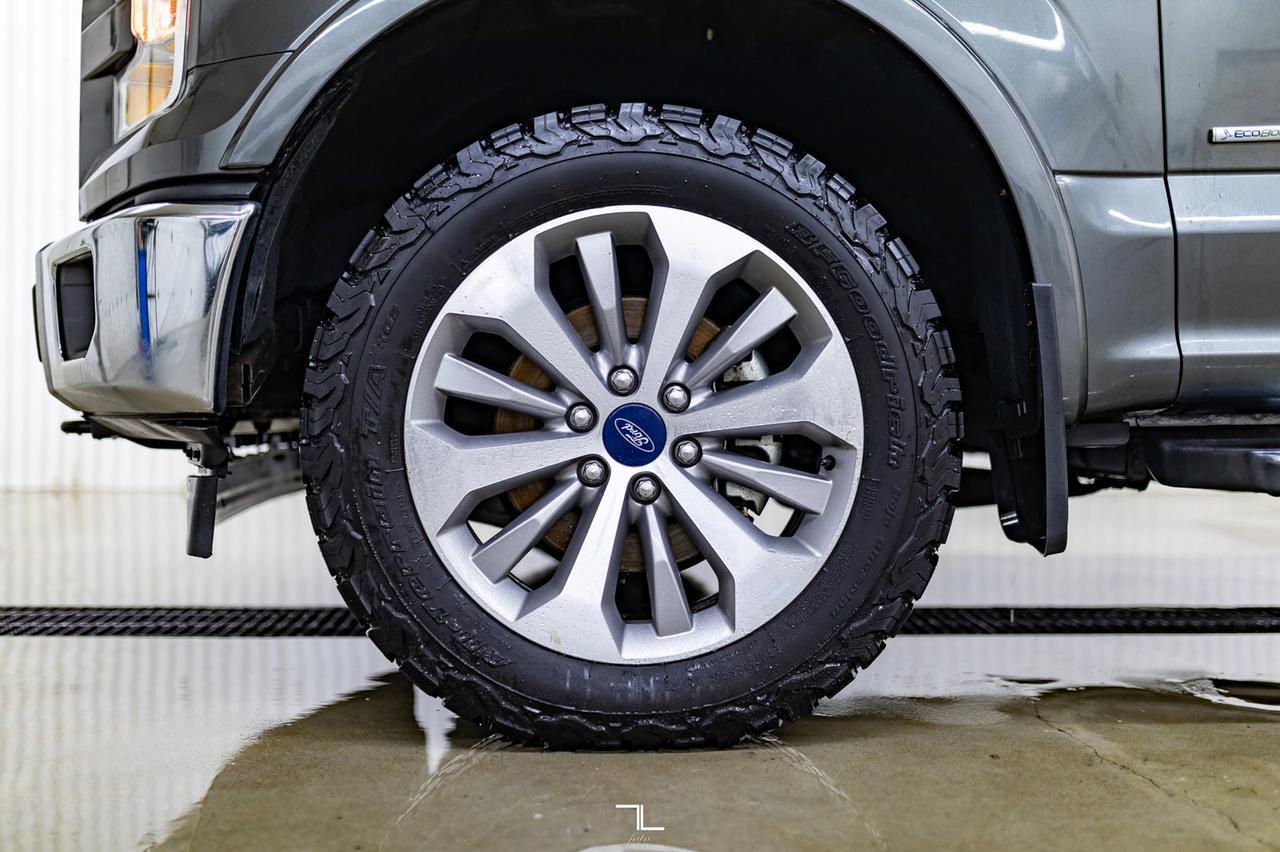 2017 Ford F-150 4x4 Super Crew Lariat Leather Nav BCam Red Deer AB