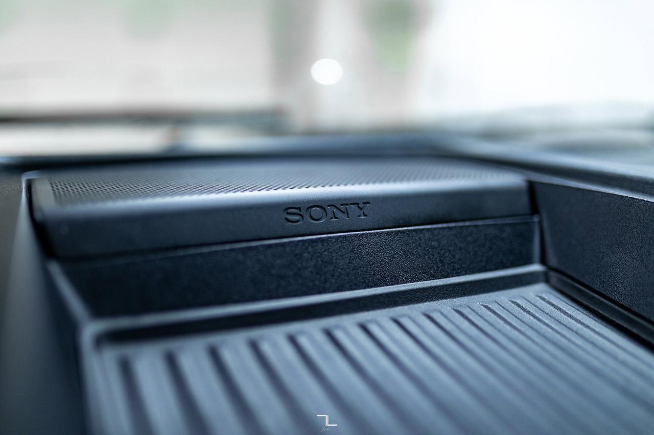 2017 Ford F-150 4x4 Super Crew Lariat Leather Nav BCam Red Deer AB