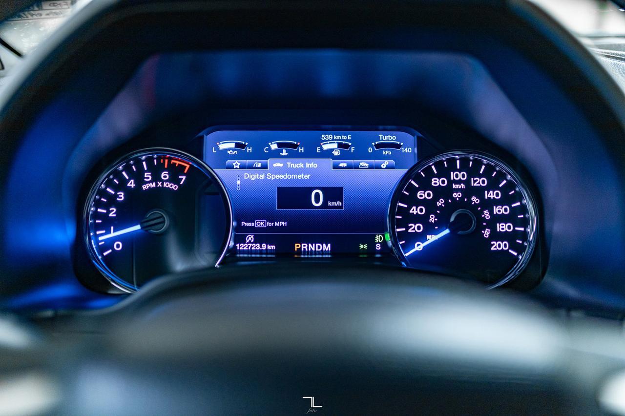 2017 Ford F-150 4x4 Super Crew Lariat Leather Nav BCam Red Deer AB