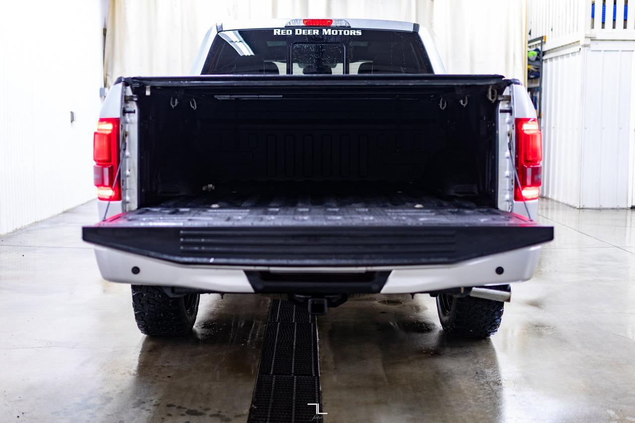 2017 Ford F-150 4x4 Super Crew Lariat Leather Roof Nav BCam Red Deer AB