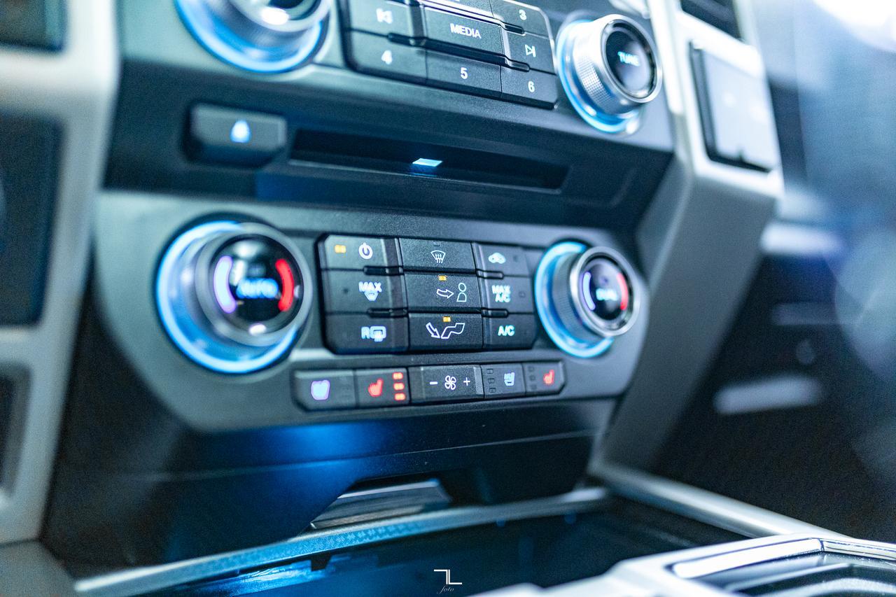 2017 Ford F-150 4x4 Super Crew Lariat Leather Roof Nav BCam Red Deer AB