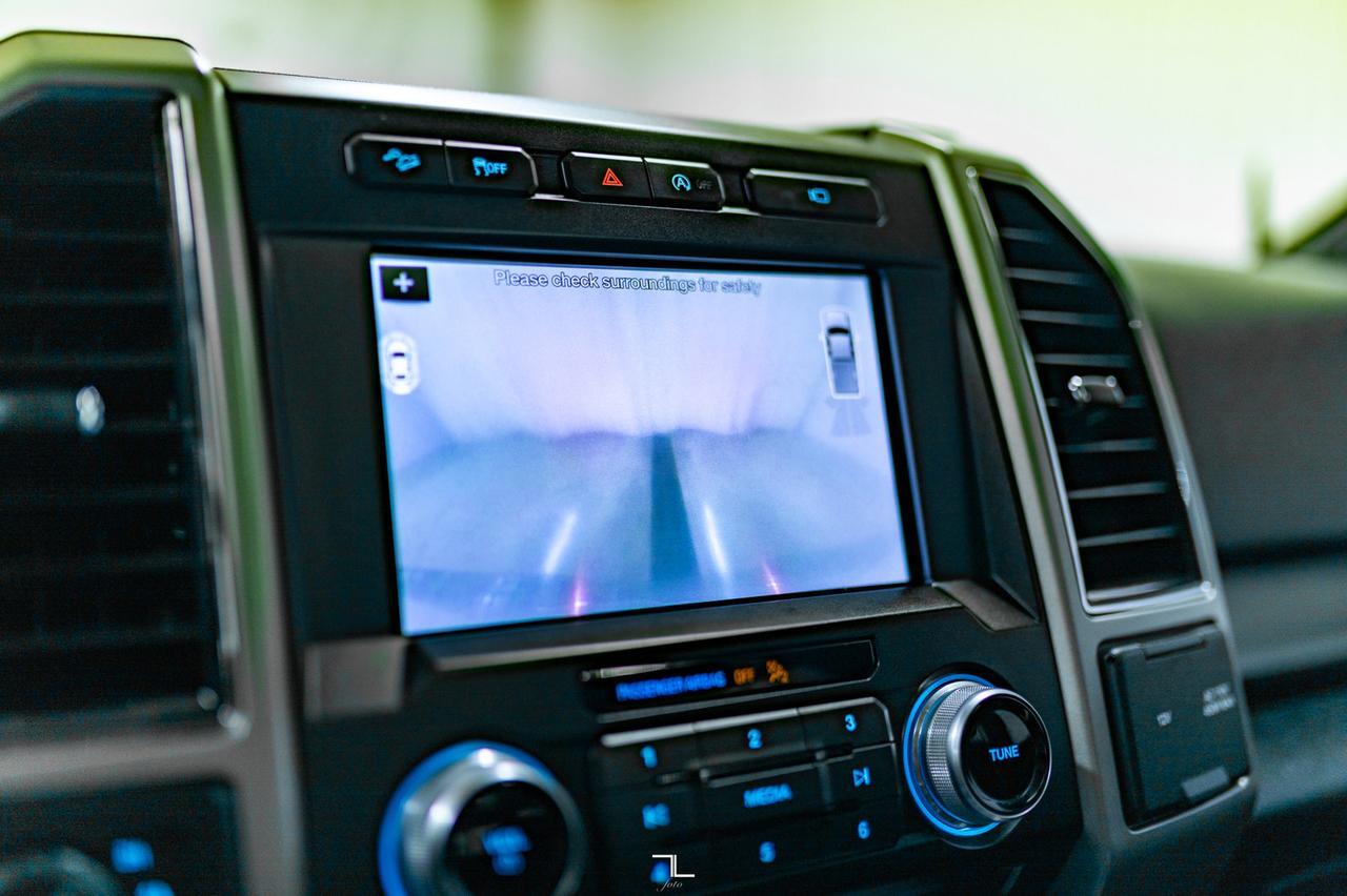 2017 Ford F-150 4x4 Super Crew Lariat Leather Roof Nav BCam Red Deer AB