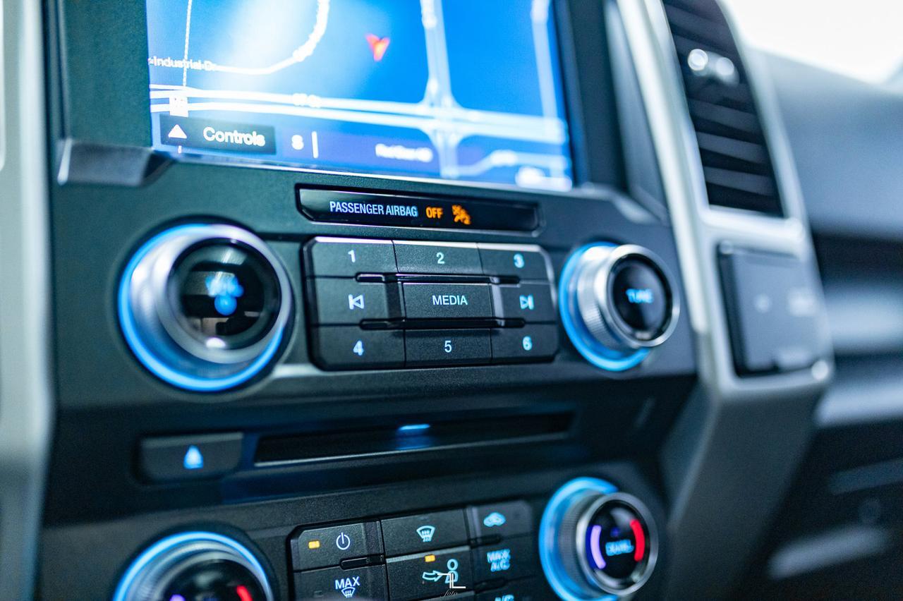 2017 Ford F-150 4x4 Super Crew Lariat Leather Roof Nav BCam Red Deer AB