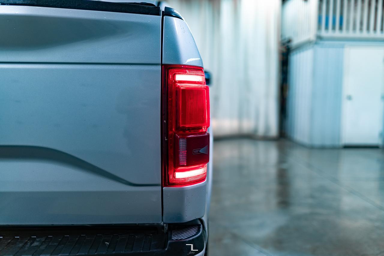 2017 Ford F-150 4x4 Super Crew Lariat Leather Roof Nav BCam Red Deer AB