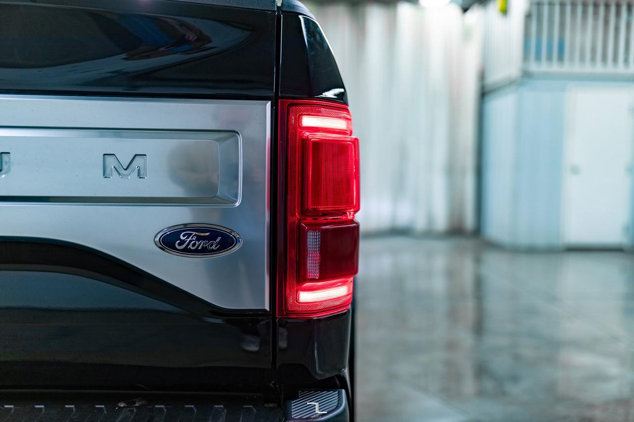 2017 Ford F-150 4x4 Super Crew Platinum Longbox Leather Roof Nav Red Deer AB