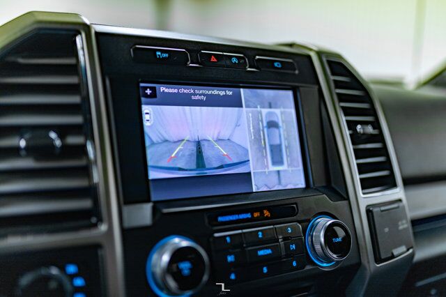 2017 Ford F-150 4x4 Super Crew Platinum Longbox Leather Roof Nav Red Deer AB