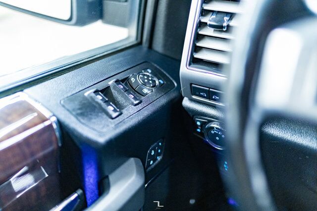 2017 Ford F-150 4x4 Super Crew Platinum Longbox Leather Roof Nav Red Deer AB